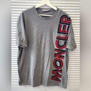 Moncler T-shirt